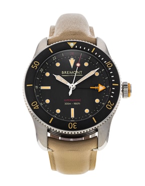 Browse our selection of automatic watches from prestigious brands such as Blancpain, Bell & Ross, Breitling and Rolex.